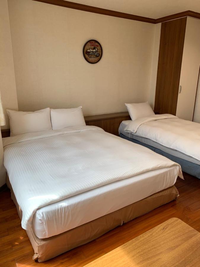 Xiu Shui Hotel Юйчи Экстерьер фото
