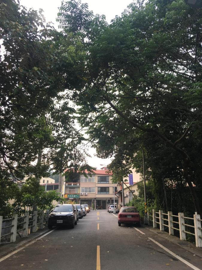 Xiu Shui Hotel Юйчи Экстерьер фото