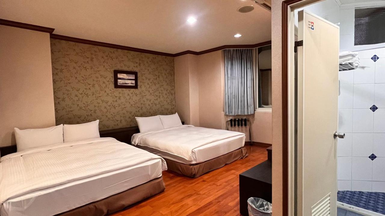 Xiu Shui Hotel Юйчи Экстерьер фото