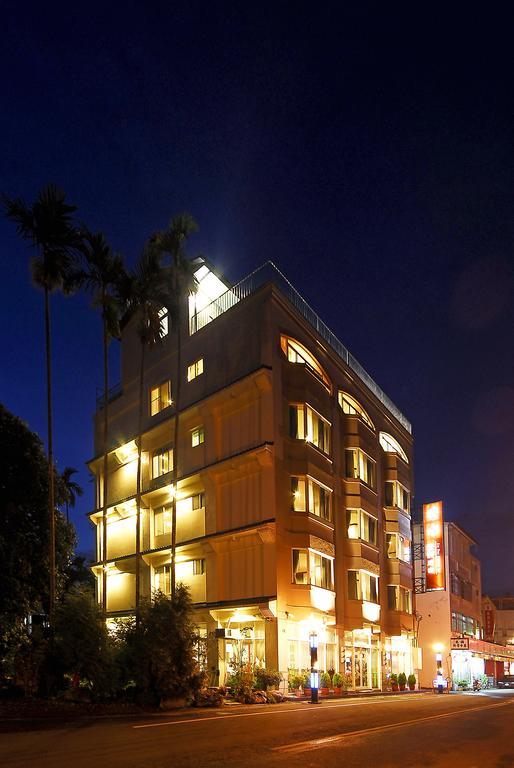 Xiu Shui Hotel Юйчи Экстерьер фото